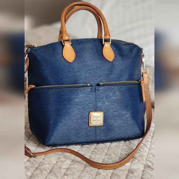 Gorgeous Dooney & Bourke Dark Marine BlueLeather Double Zipper Satchel - Picture 3 of 7